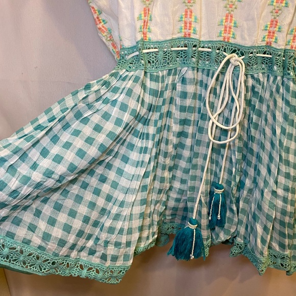 NWT Barok Paris Women’s Cotton Embroidered Peasant Top w Tassels sz M/L - Picture 9 of 14